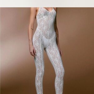IAMGIA - CRUZI CATSUIT - SIZE L - NEW WITH TAGS - WHITE